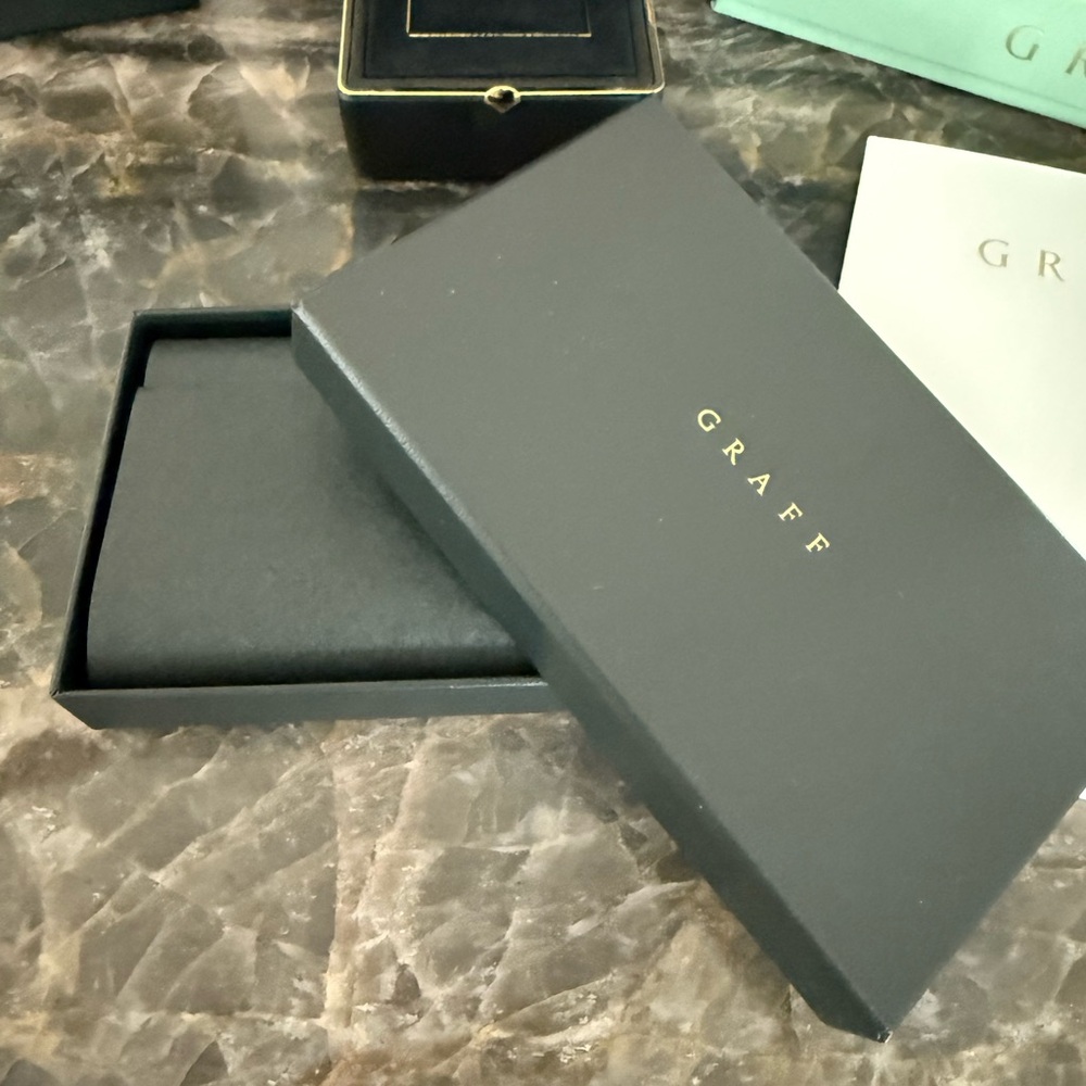 Graff Jewelry box set - Picture 4 of 6